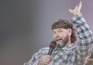 Weihnachtslieder dominieren Single-Charts - Rea Garvey neu dabei