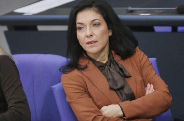 Reiche stößt bei längeren Arbeitszeiten auf SPD-Widerstand