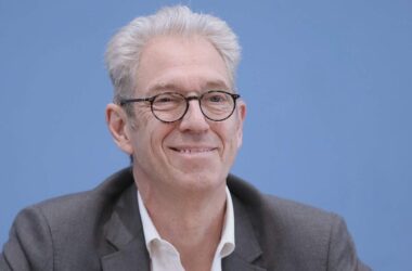 Kassenärzte wollen Praxisgebühr und Erhöhung der Tabaksteuer