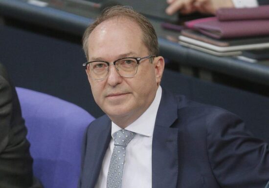 Dobrindt: Fortschritte bei Abschiebungsverhandlungen mit Syrien