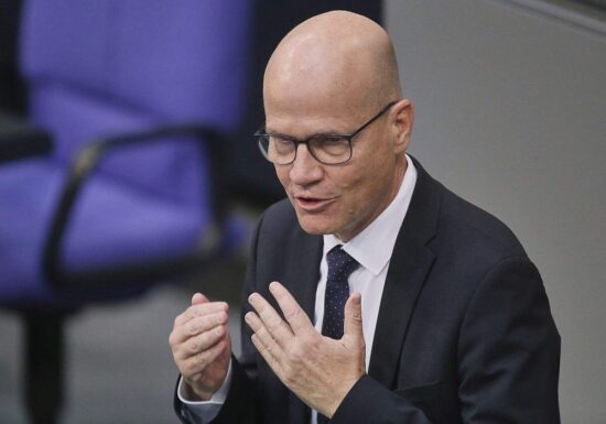 CDU-Politiker Brinkhaus fordert mehr Führung von Merz