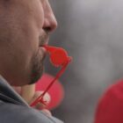 Beamtenbund verteidigt Lohnforderung und droht mit Warnstreiks