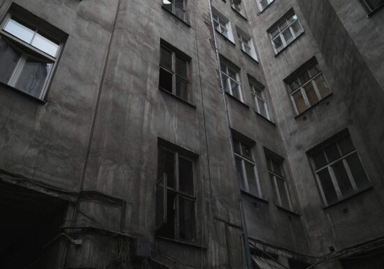 Wüst verlangt Vorkaufsrecht für Städte bei Schrottimmobilien