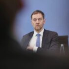 Kretschmer stellt EU-Klimaziele infrage