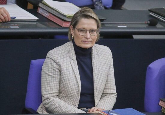 Hubig fordert harte Maßnahmen nach Brandanschlag in Berlin