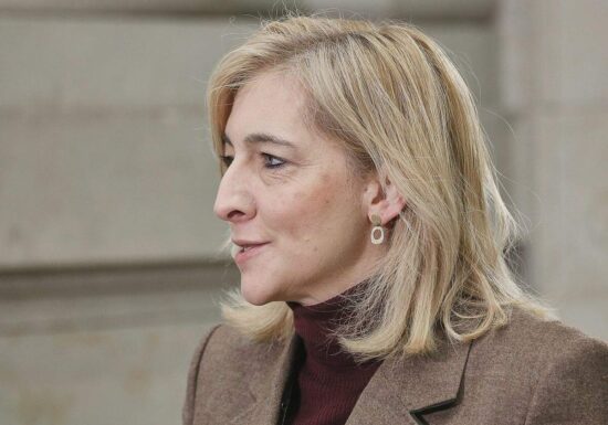 Warken startet Forschungsinitiative zur Frauengesundheit