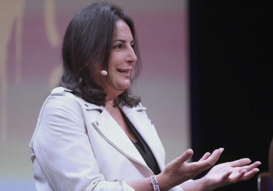 Aktivistin Tekkal: Merz muss Iraner im Freiheitskampf unterstützen