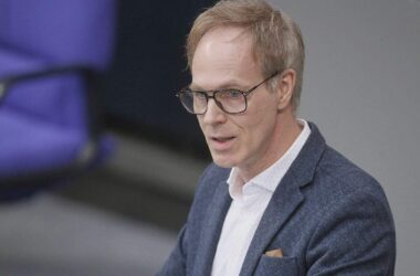 SPD sieht bei Abschiebestopp für Iran Bundesländer in der Pflicht