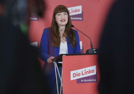 Arbeitspflicht: Reichinnek weist Vorschlag von Schulze zurück