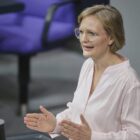 Brantner fordert mehr Druck auf iranisches Regime