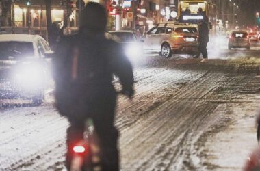 Schnee und Glatteis: Schnieder ruft Bürger zu großer Vorsicht auf