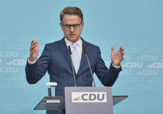 CDU-Generalsekretär fordert "Wirtschaftswunder 2.0"