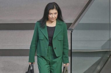 Reiche begrüßt Beschluss für schnellere Bundeswehr-Beschaffung