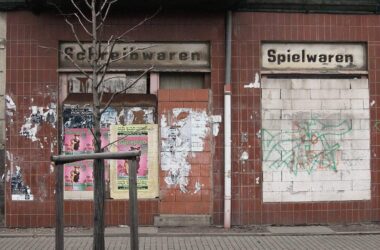 Grüne wollen härteres Vorgehen gegen Schrottimmobilien