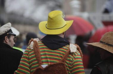 Breher: Haustiere haben auf Karnevalsfeiern nichts zu suchen