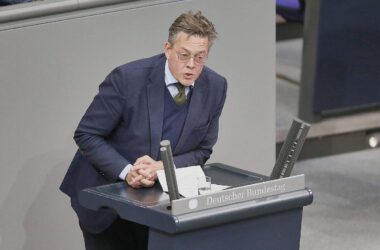 Grüne erwägen Marktausschluss unsicherer Anbieter vernetzter Autos