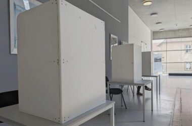 Gesetzespläne zur Wählbarkeit von Volksverhetzern stoßen auf Kritik