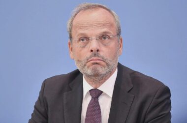 Klein bestürzt über Brandanschlag in Templin