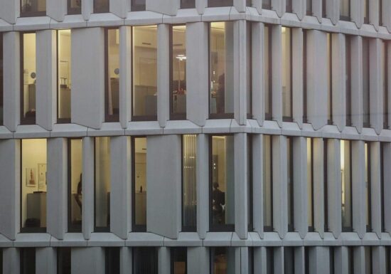 Dienstleister machen im Oktober weniger Umsatz