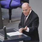 Gysi regt Wahlrechtsreform an