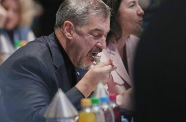 Lang lobt Social-Media-Präsenz von Söder