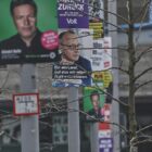 Wahlplakate trotzen laut Umfrage Sozialen Medien