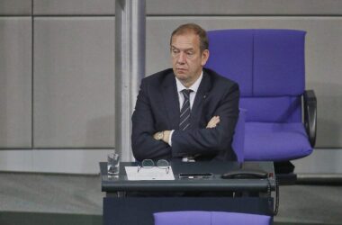 Wehrbeauftragter fordert schärfere Bundeswehr-Dienstaufsicht