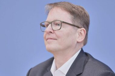 Nabu-Präsident für verpflichtenden Zivildienst