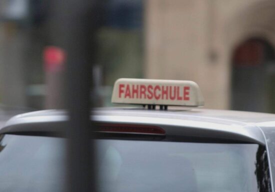 Schnieder pocht auf Führerscheinreform