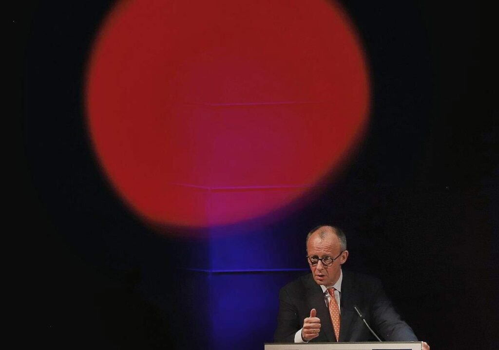 Kassenärzte unterstützen Merz in Debatte um Krankenstand