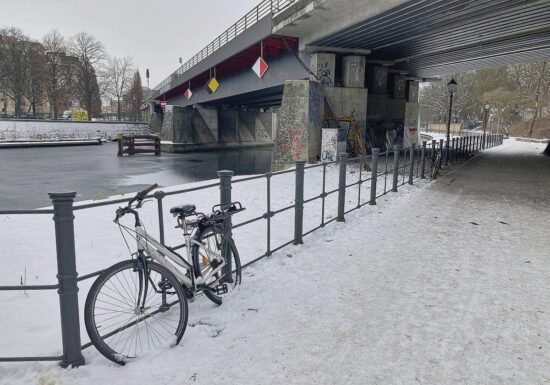 Kältewelle: Linke will Obdachlose in leeren Büros unterbringen