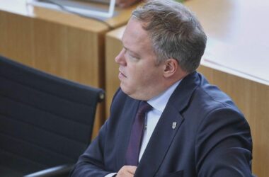 Voigt mahnt schnellere Umsetzung politischer Vorhaben im Bund an