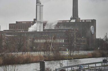 Autokonzerne sparten Milliarden durch laxere CO2-Regeln der EU