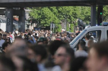 Bevölkerung Deutschlands um rund 100.000 Personen abgenommen