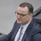 Spahn will Beleidigungsparagrafen zum Schutz von Politikern streichen