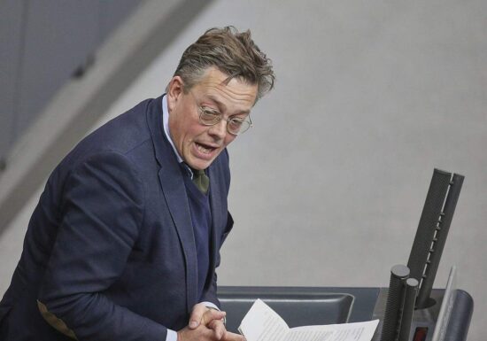 Anschlag auf Stromnetz: Von Notz für Ermittlungen des Bundesanwalts