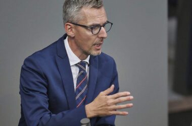 Bundesregierung ruft USA zu Untersuchung von ICE-Schüssen auf