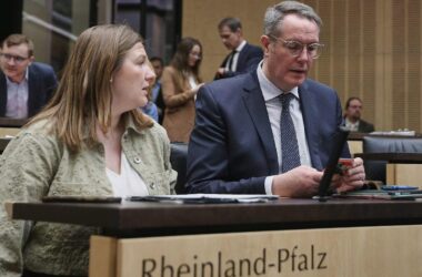 Schweitzer wirbt für Fortsetzung der Ampel in Rheinland-Pfalz