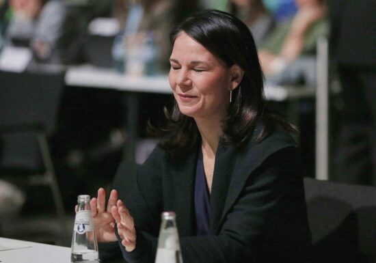 Baerbock lehnt Boykott der Fußball-WM in den USA ab