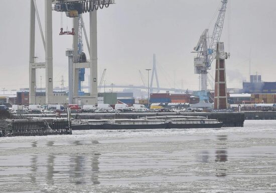 Studie: Dauerkrisen kosten Deutschland fast eine Billion Euro