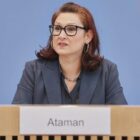 Ataman wirft Regierung Versäumnisse bei Frauenrechten vor