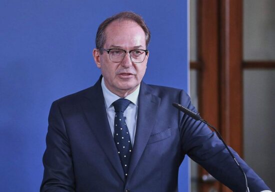 Dobrindt will sich auf Hauptsacheverfahren gegen AfD konzentrieren