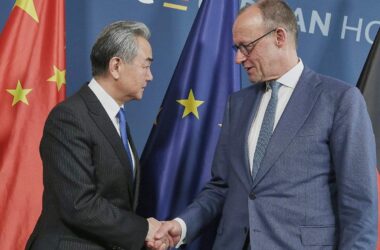 Linke: Merz soll China für Ukraine-Verhandlungen gewinnen