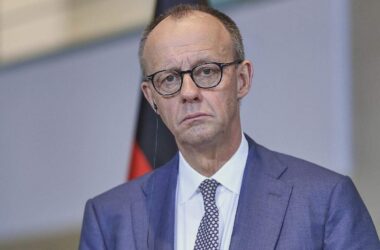 Grüne fordern Ukraine-Reise von Merz