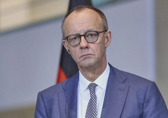 Grüne fordern Ukraine-Reise von Merz