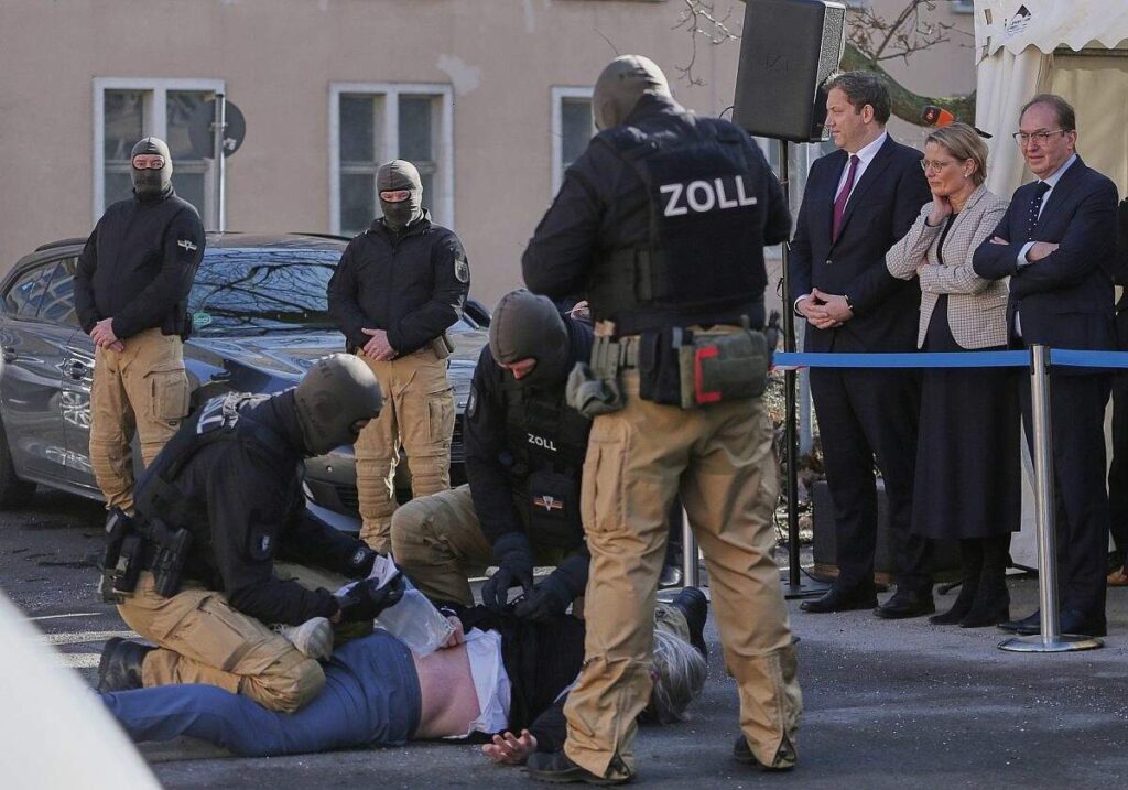 Regierung richtet Kampf gegen organisierte Kriminalität neu aus