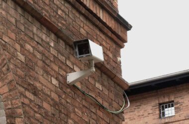 Breite Kritik an Verfahren gegen Maja T.