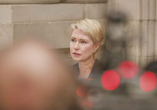 Schwesig: Privatisierung von Zahnarztkosten "völlig inakzeptabel"