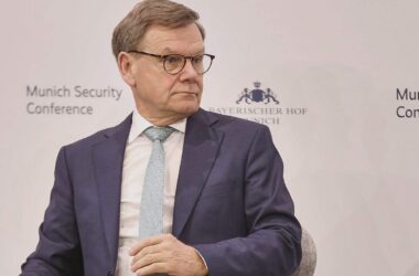 Wadepuhl spricht von "staatlich begangenem Mord an Nawalny"