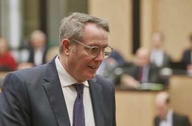 Schweitzer warnt vor zu harter Handelspolitik gegenüber China